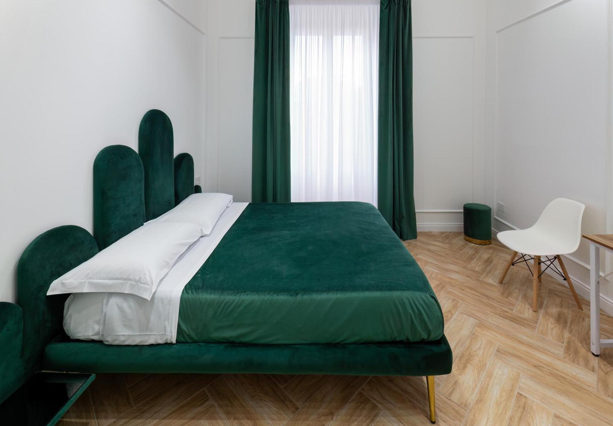 Hotel Garibaldi 125 Neapol Zewnętrze zdjęcie