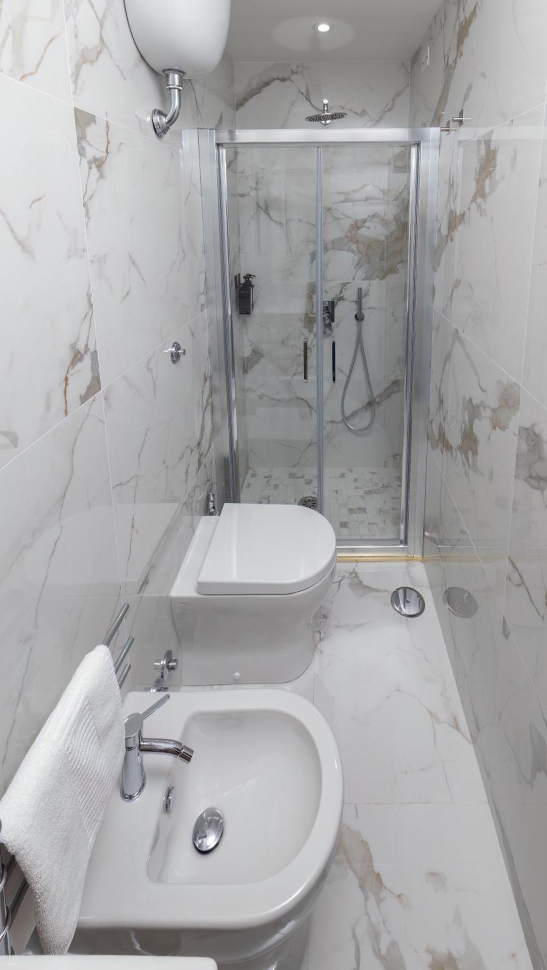 Hotel Garibaldi 125 Neapol Zewnętrze zdjęcie